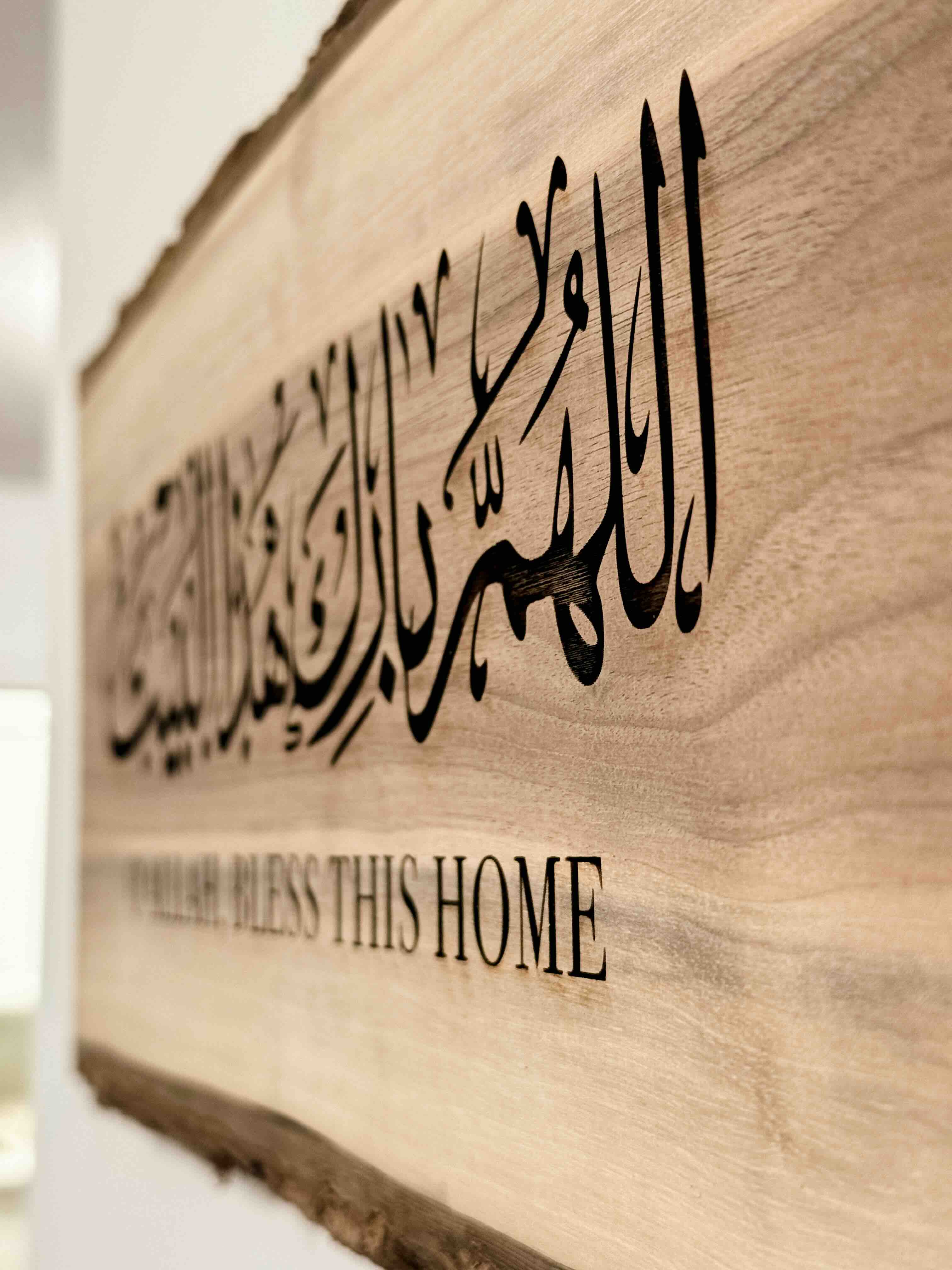 Live Edge Dua image 3